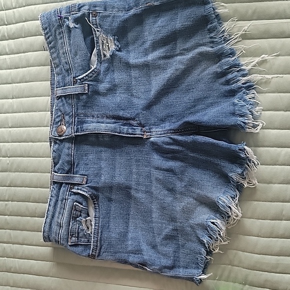 JOE'S JEANS DISTRESSED BLUE JEAN SHORTS BECKETT SIZE 29 - Picture 7 of 16